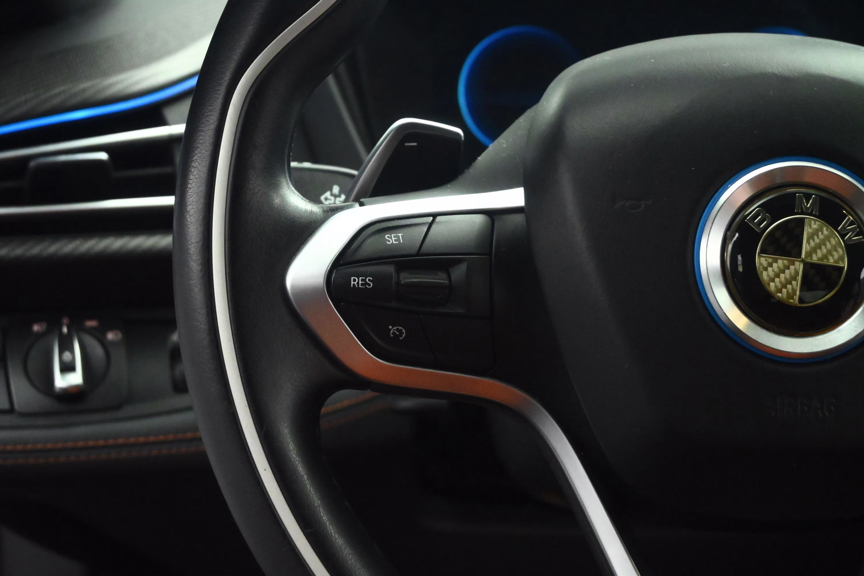 2019 Individual Donington Gray Met w/Frozen Gray Accent BMW i8 Base AWD Coupe