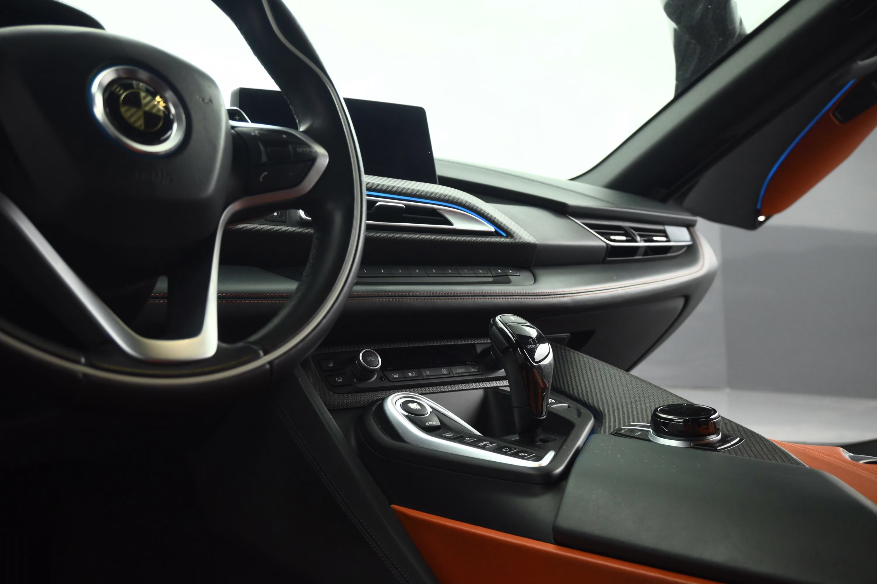 2019 Individual Donington Gray Met w/Frozen Gray Accent BMW i8 Base AWD Coupe