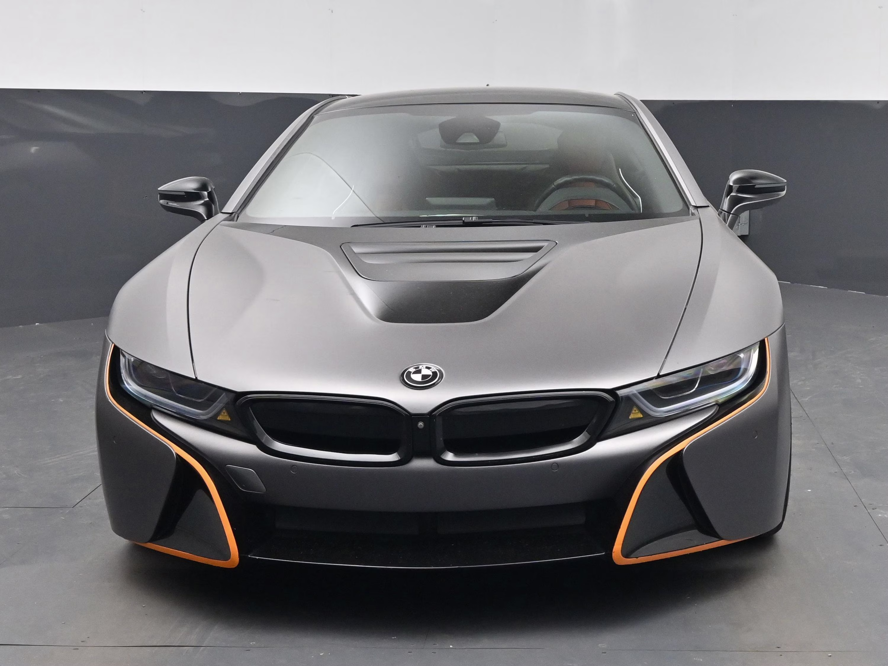 2019 Individual Donington Gray Met w/Frozen Gray Accent BMW i8 Base AWD Coupe