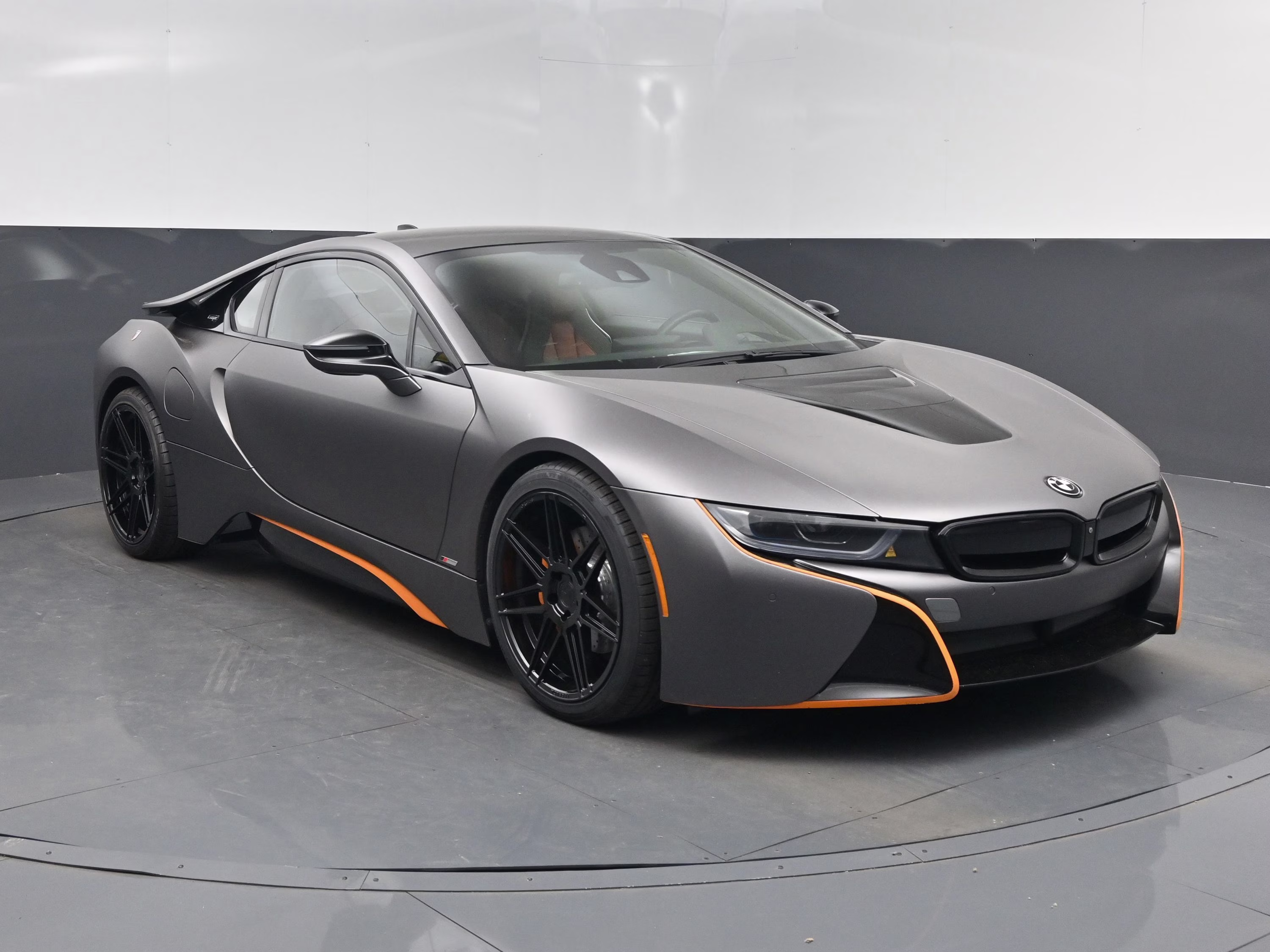 2019 Individual Donington Gray Met w/Frozen Gray Accent BMW i8 Base AWD Coupe