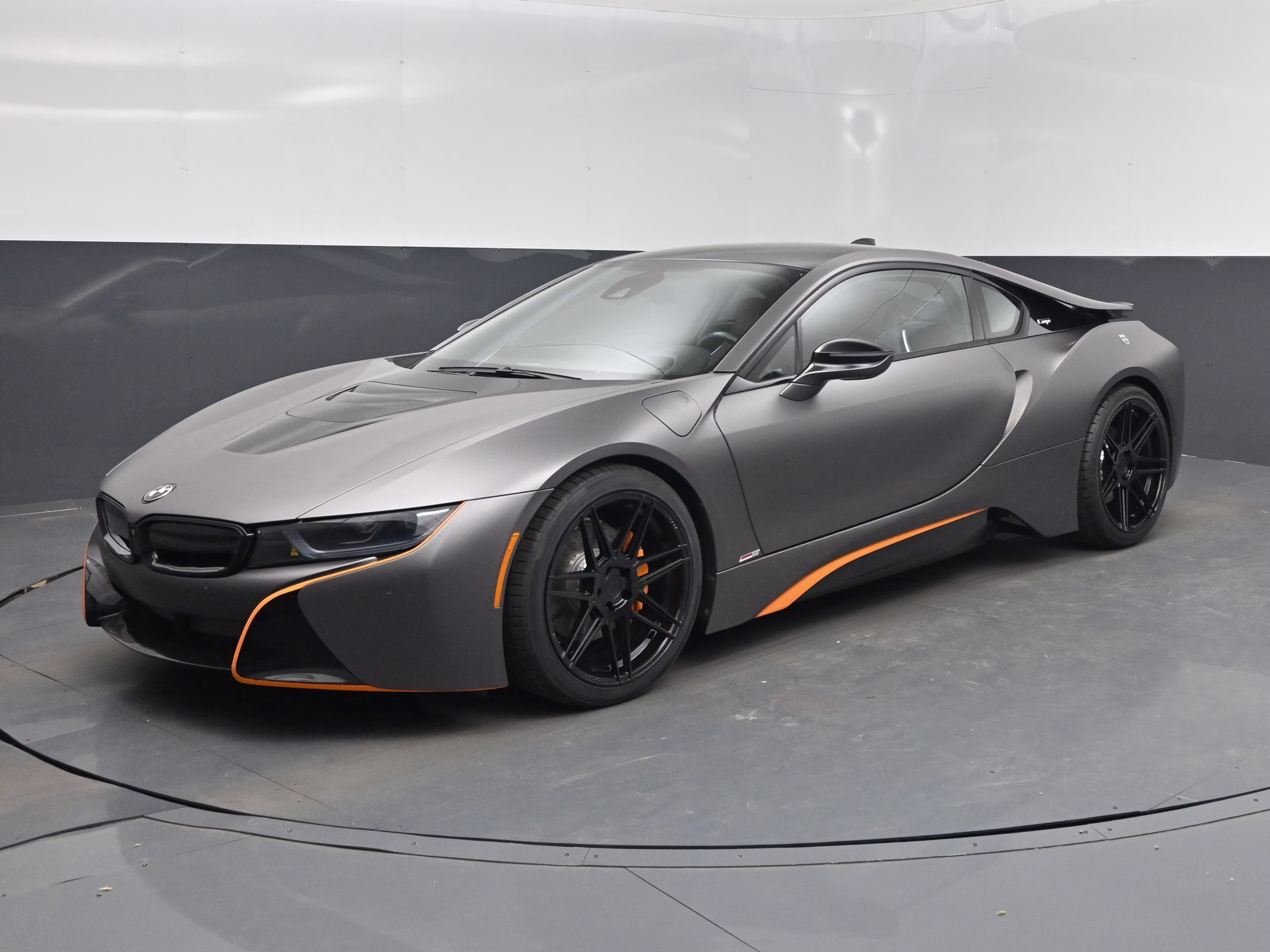 2019 Individual Donington Gray Met w/Frozen Gray Accent BMW i8 Base AWD Coupe
