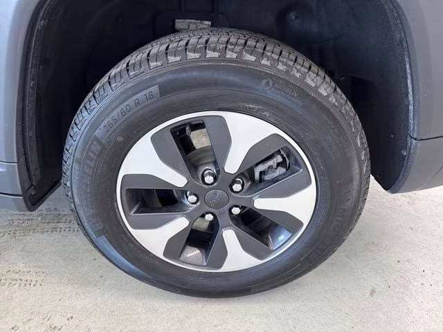 2023 Baltic Gray Metallic Clearcoat Jeep Grand Cherokee 4xe 4X4 SUV