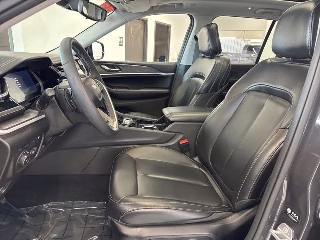 2023 Baltic Gray Metallic Clearcoat Jeep Grand Cherokee 4xe 4X4 SUV