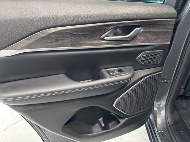 2023 Baltic Gray Metallic Clearcoat Jeep Grand Cherokee 4xe 4X4 SUV