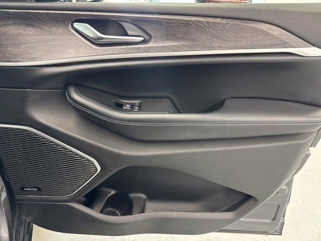 2023 Baltic Gray Metallic Clearcoat Jeep Grand Cherokee 4xe 4X4 SUV