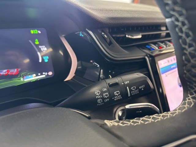 2023 Baltic Gray Metallic Clearcoat Jeep Grand Cherokee 4xe 4X4 SUV