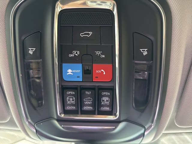 2023 Baltic Gray Metallic Clearcoat Jeep Grand Cherokee 4xe 4X4 SUV