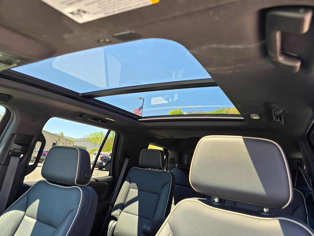 2023 Iridescent Pearl Tricoat Chevrolet Tahoe Premier 4X4 SUV