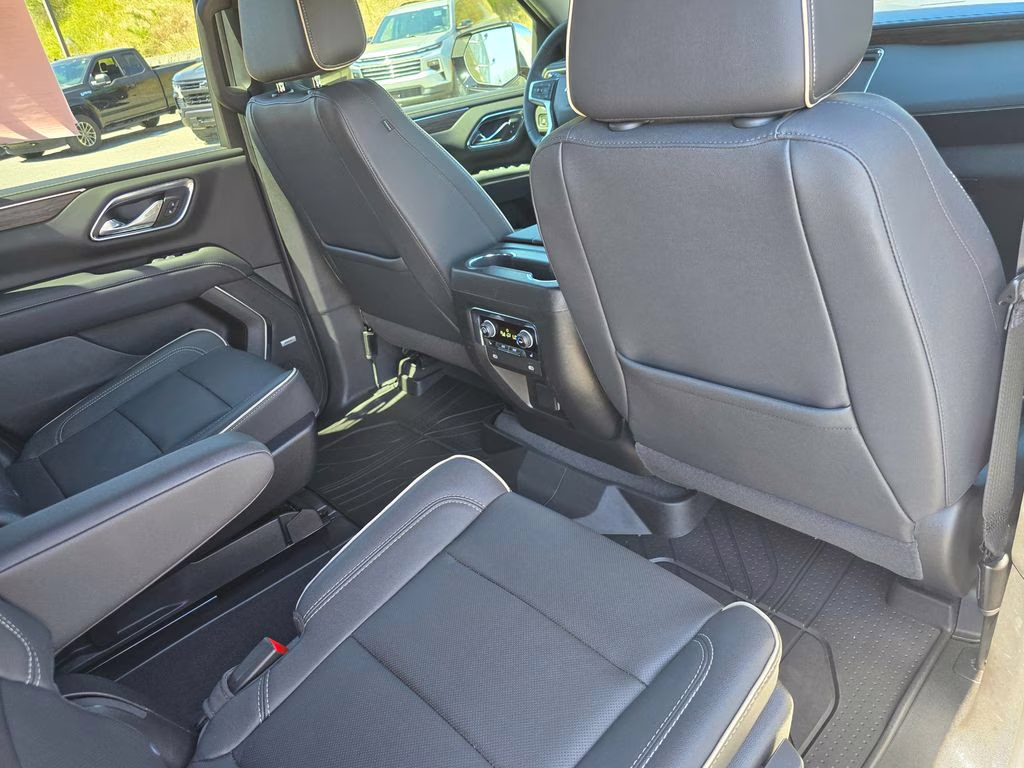 2023 Iridescent Pearl Tricoat Chevrolet Tahoe Premier 4X4 SUV