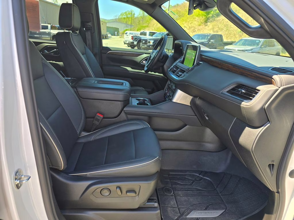 2023 Iridescent Pearl Tricoat Chevrolet Tahoe Premier 4X4 SUV