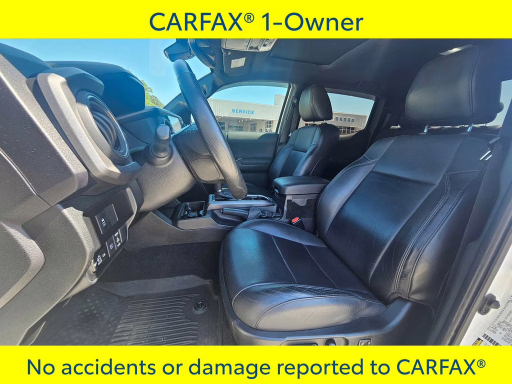 2022 Super White Toyota Tacoma TRD Sport 4X4 Truck