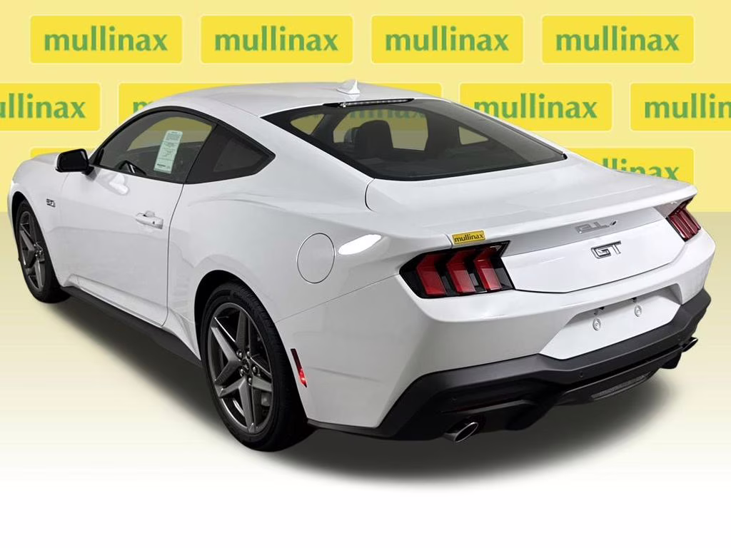 2026 Oxford White Ford Mustang GT RWD Coupe