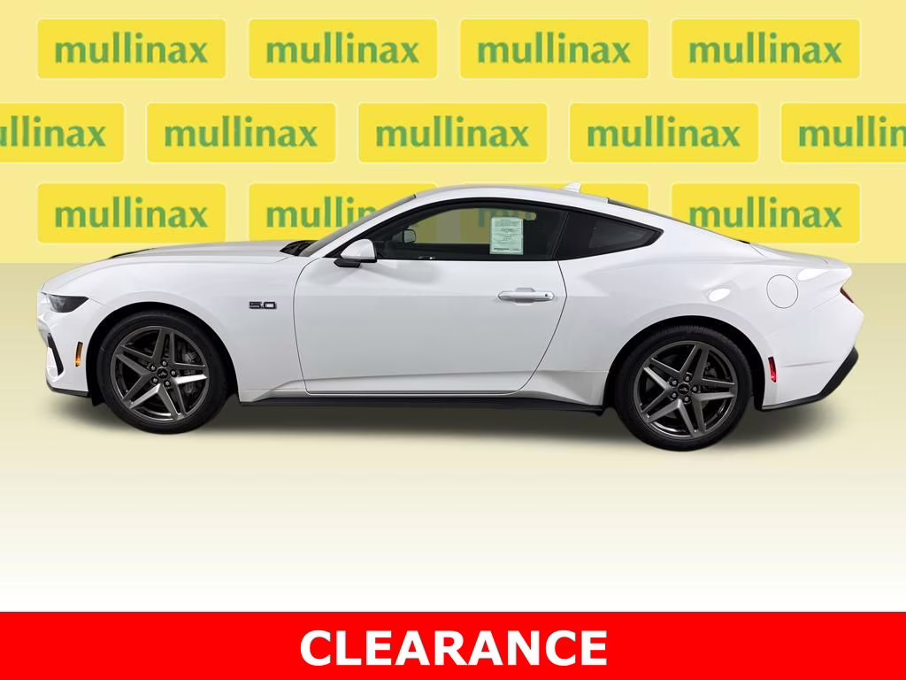 2026 Oxford White Ford Mustang GT RWD Coupe