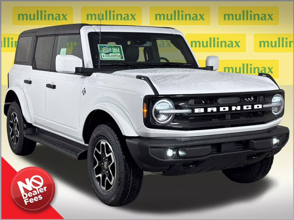 2026 Oxford White Ford Bronco Outer Banks 4X4 SUV