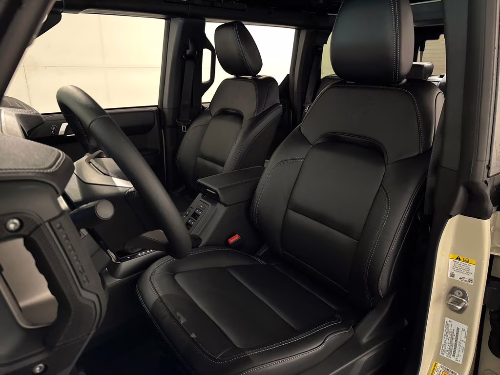 2026 Desert Sand Ford Bronco Outer Banks 4X4 SUV