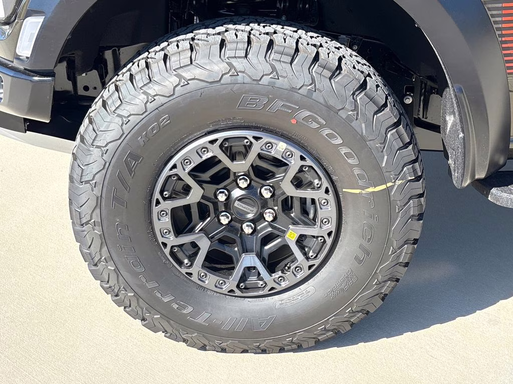 2026 Shelter Green Ford F-150 Raptor R 4X4 Truck