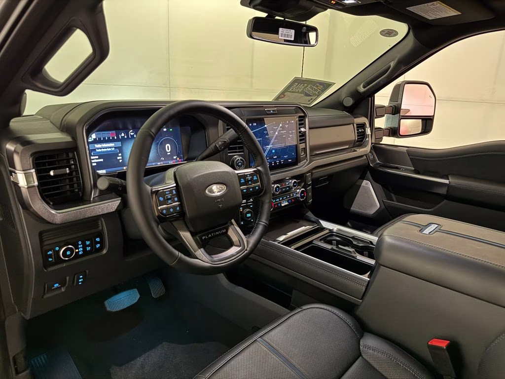2026 Carbonized Gray Metallic Ford Super Duty F-350 SRW Platinum 4X4 Truck