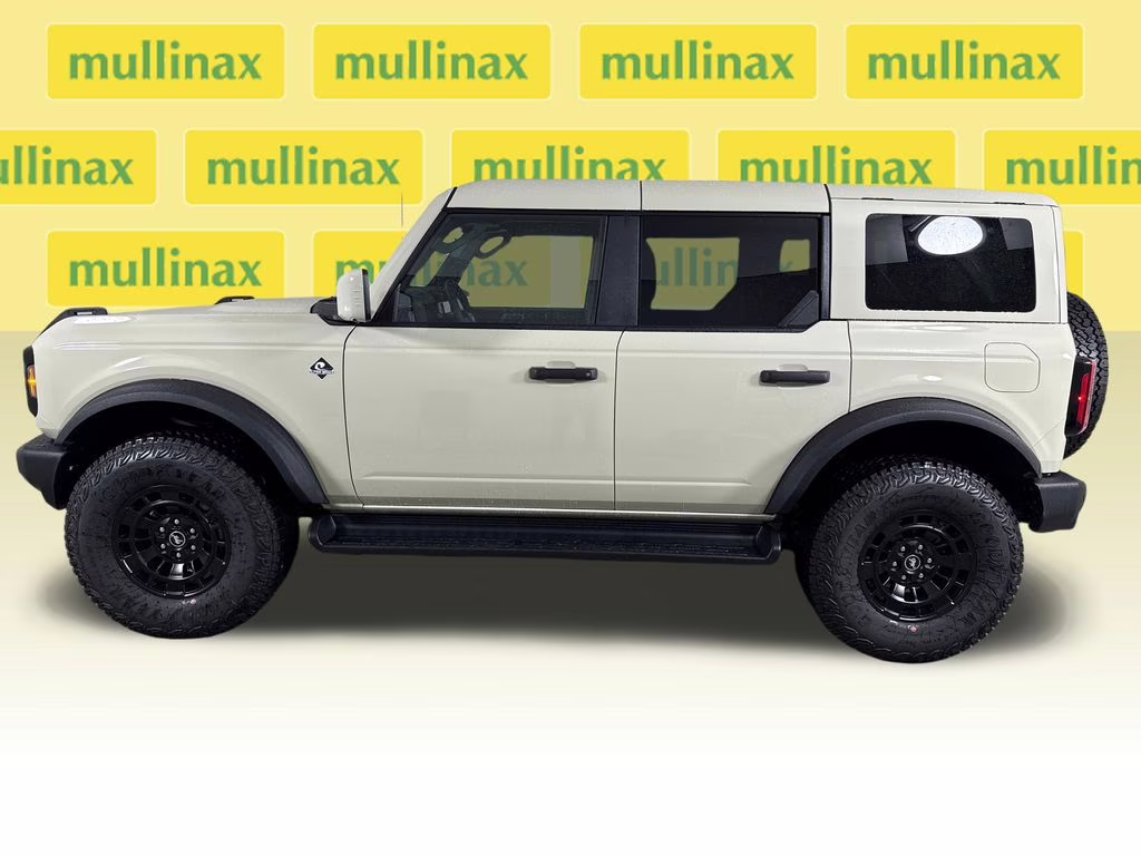 2026 Desert Sand Ford Bronco Outer Banks 4X4 SUV