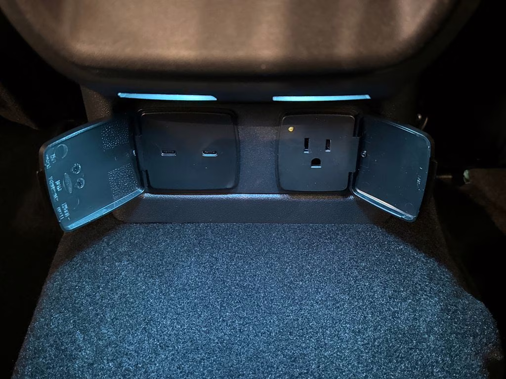 2026 Desert Sand Ford Bronco Outer Banks 4X4 SUV