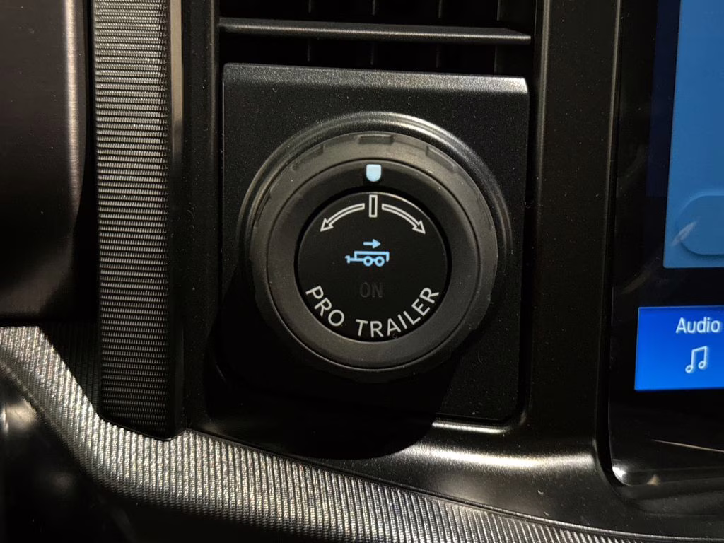 2026 Star White Metallic Tri-Coat Ford F-150 Platinum 4X4 Truck