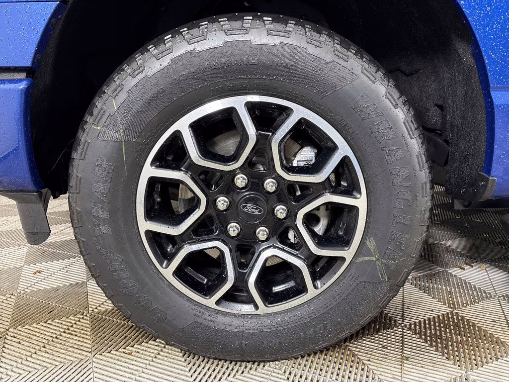 2023 Blue Metallic Ford F-150 XLT 4X4 Truck