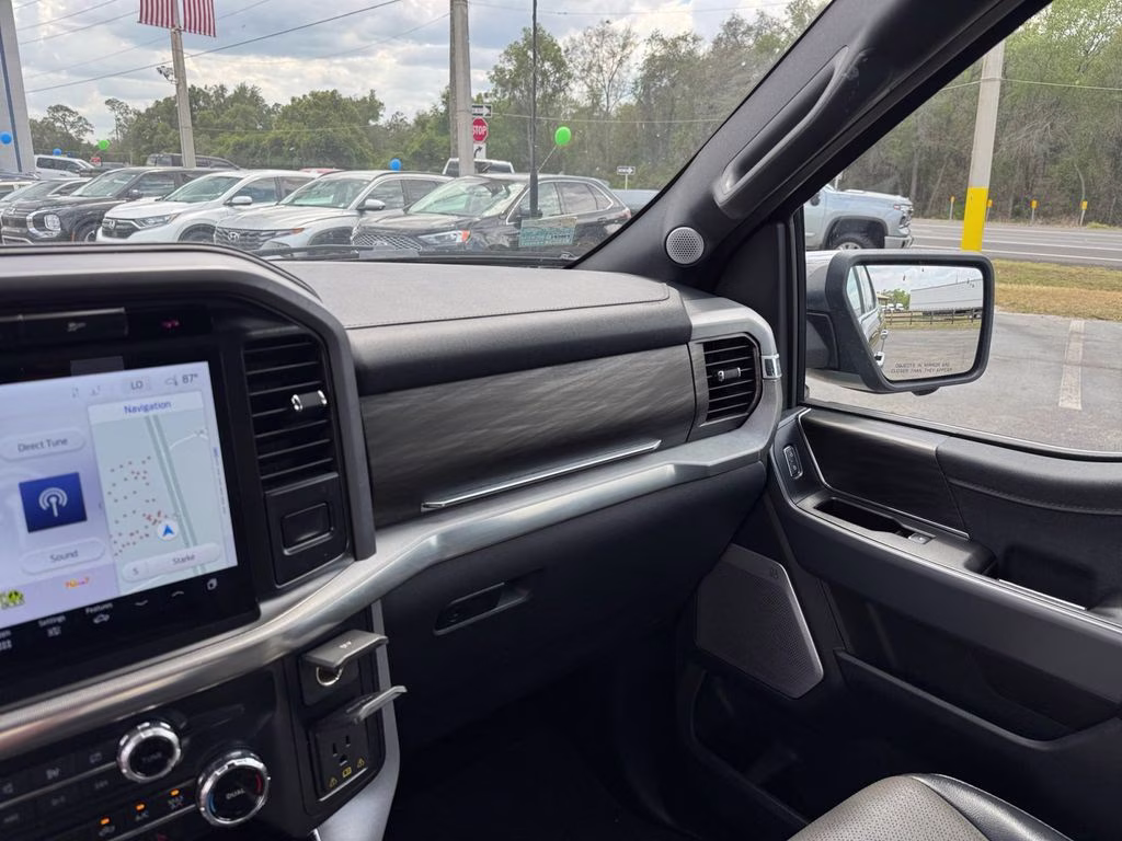2024 Bronze Metallic Ford F-150 Lariat 4X4 Truck