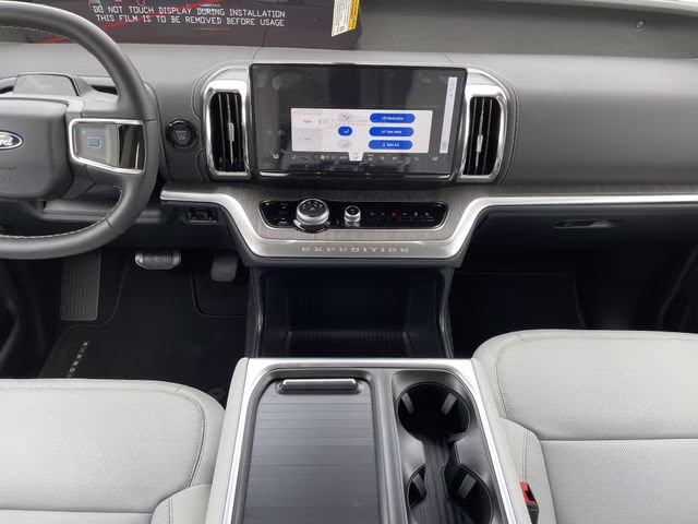 2026 Glacier Gray Metallic Tri-Coat Ford Expedition Max Platinum 4X4 SUV