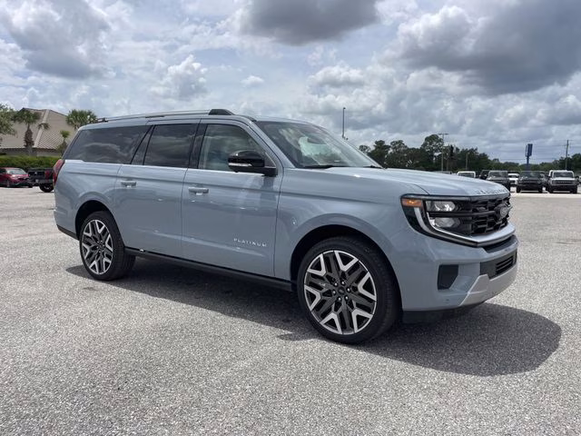 2026 Glacier Gray Metallic Tri-Coat Ford Expedition Max Platinum 4X4 SUV