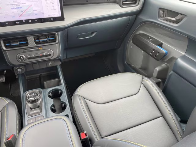 2026 Space White Metallic Ford Maverick Lobo Standard AWD Truck