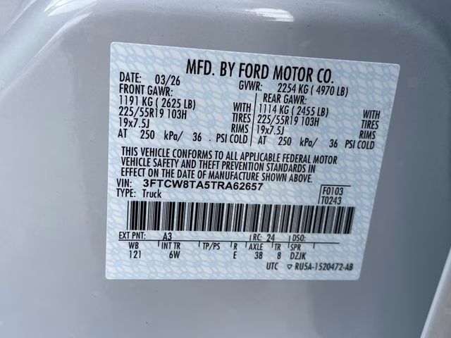 2026 Space White Metallic Ford Maverick Lobo Standard AWD Truck