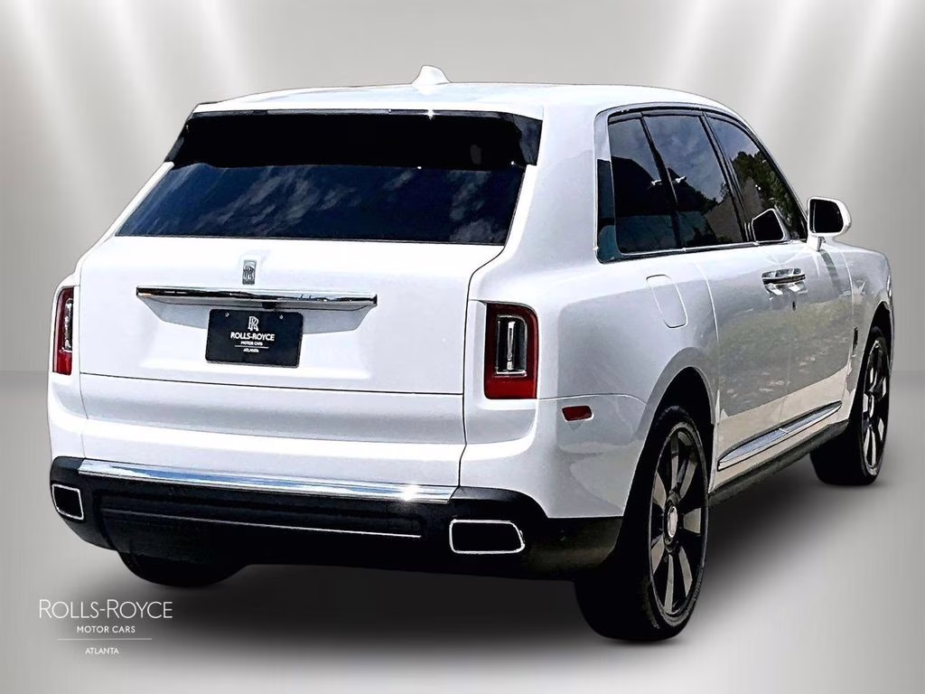 2021 Arctic White Rolls-Royce Cullinan AWD SUV