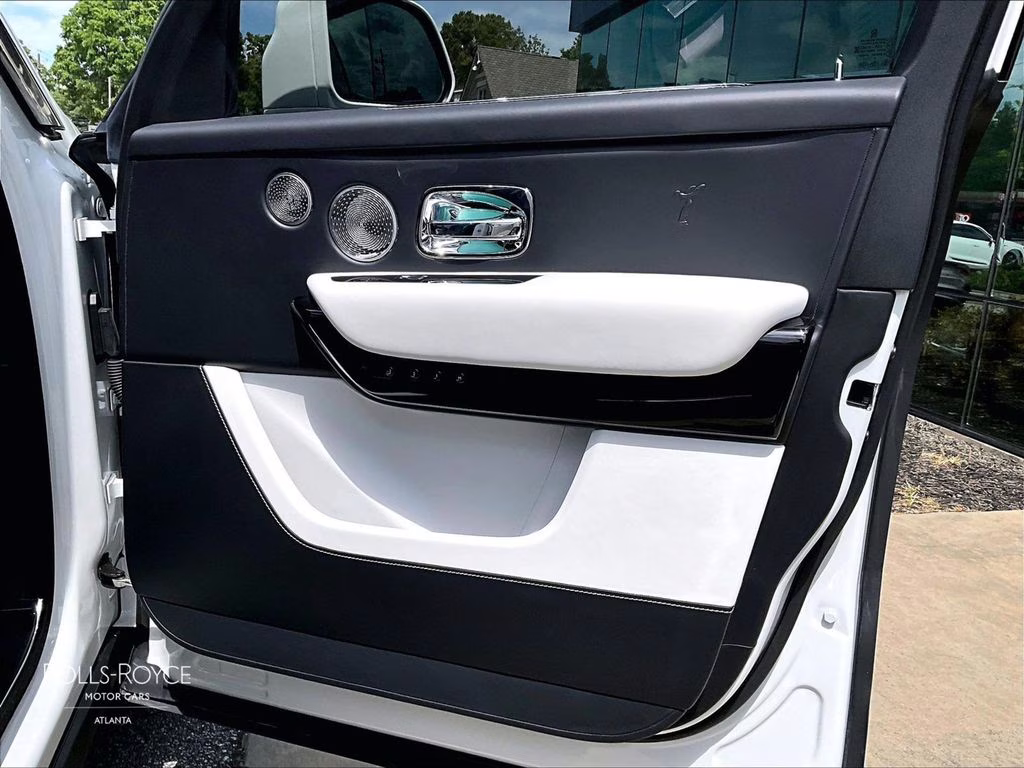 2021 Arctic White Rolls-Royce Cullinan AWD SUV