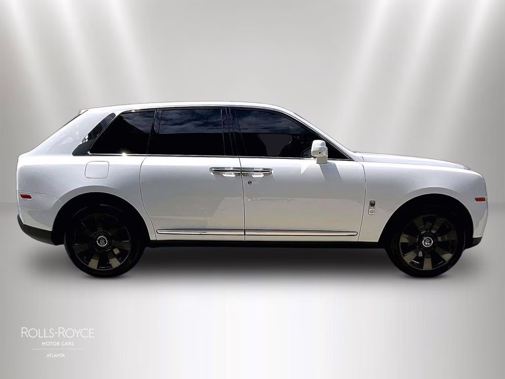 2021 Arctic White Rolls-Royce Cullinan AWD SUV