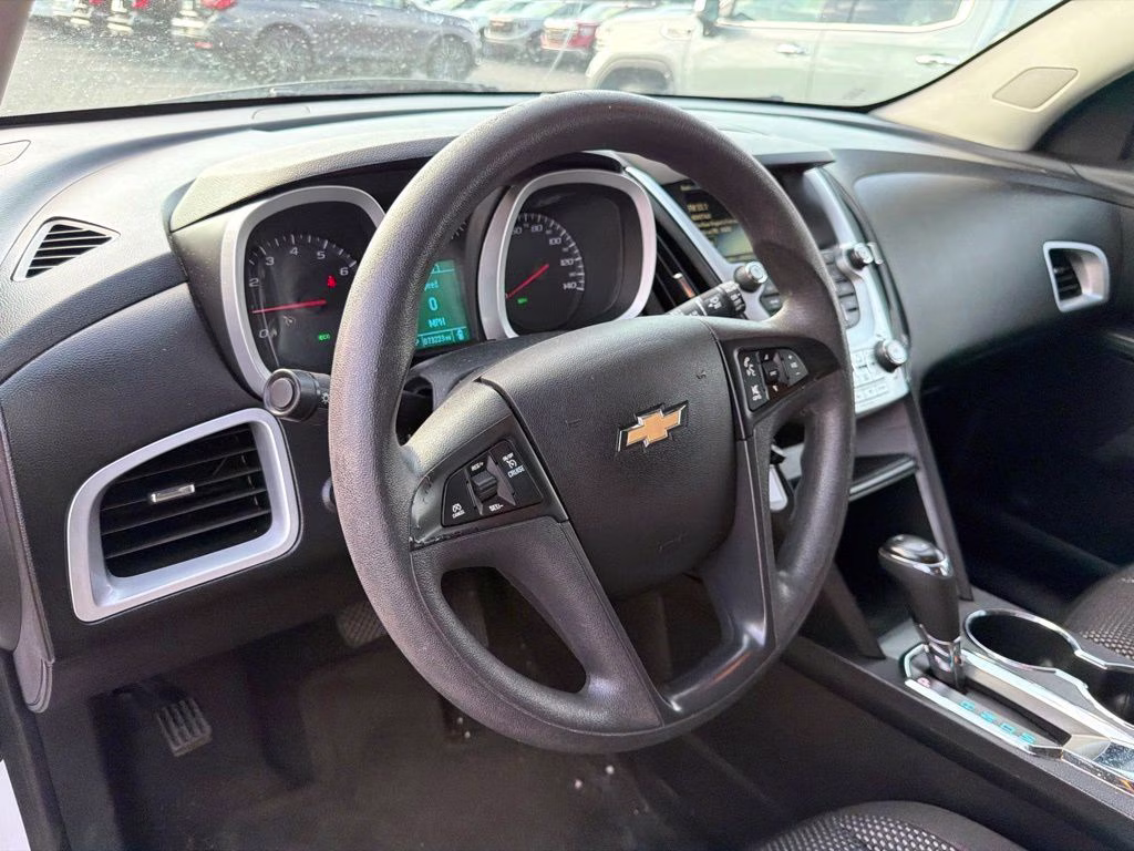 2017 Summit White Chevrolet Equinox LS FWD SUV