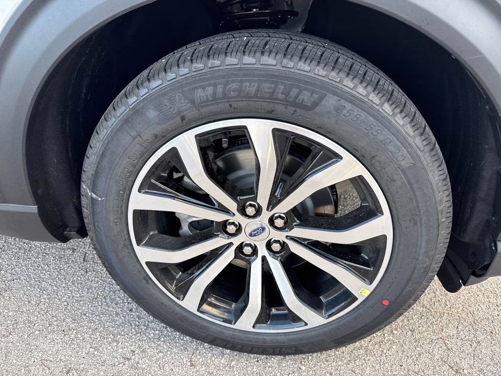 2026 Star White Metallic TC Ford Explorer ST-Line RWD SUV