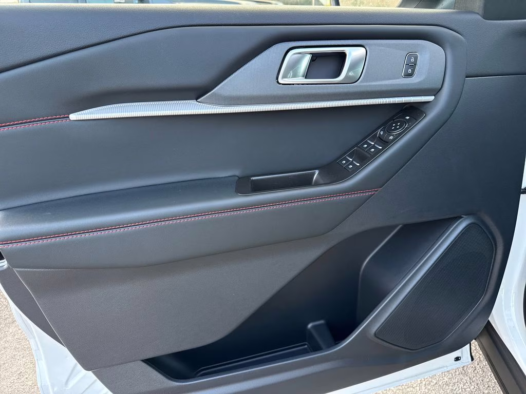 2026 Star White Metallic TC Ford Explorer ST-Line RWD SUV