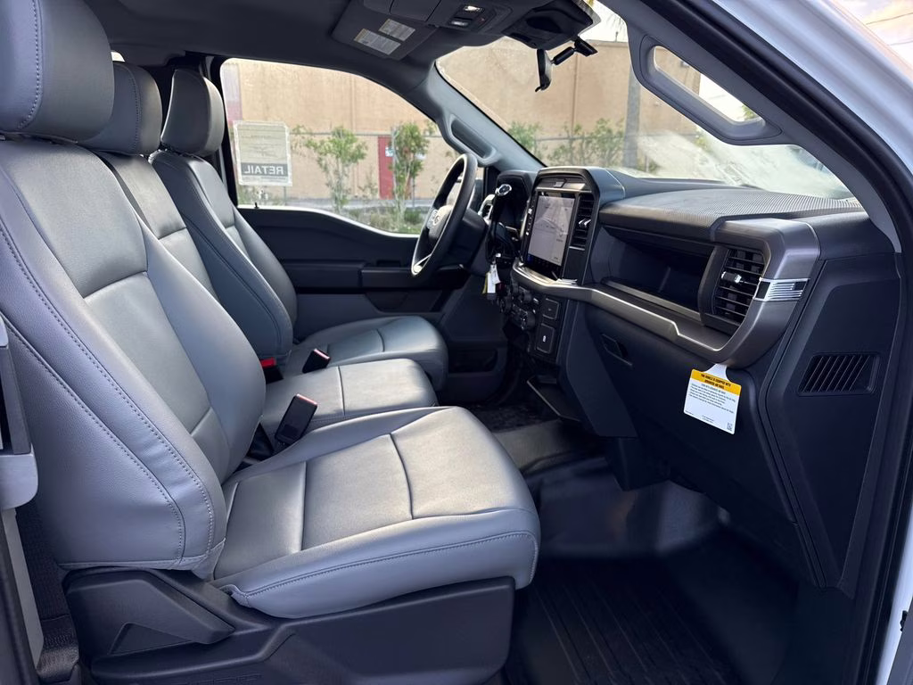 2026 Oxford White Ford F-150 XL RWD Truck