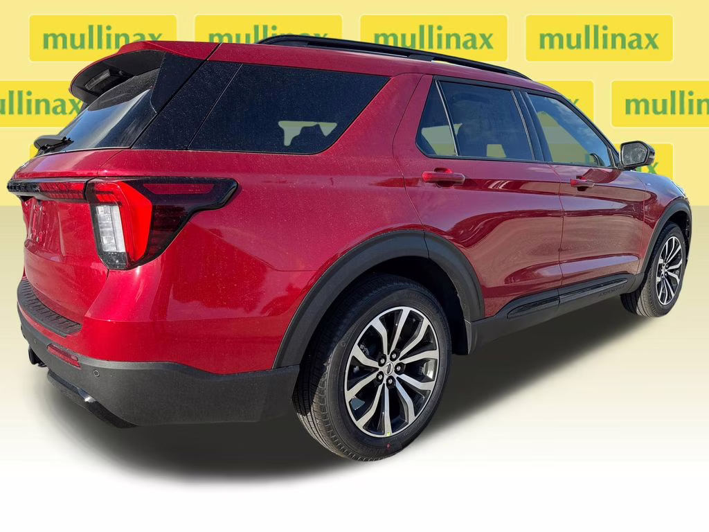 2026 Rapid Red Metallic Tinted Clearcoat Ford Explorer ST-Line RWD SUV