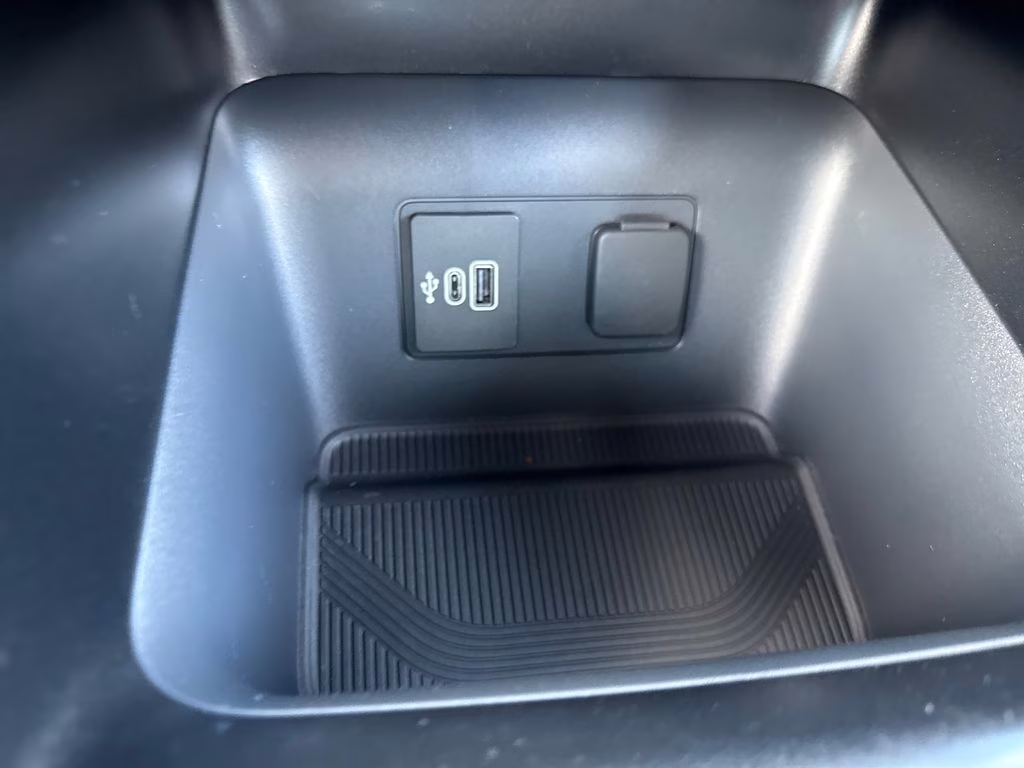 2026 Rapid Red Metallic Tinted Clearcoat Ford Explorer ST-Line RWD SUV