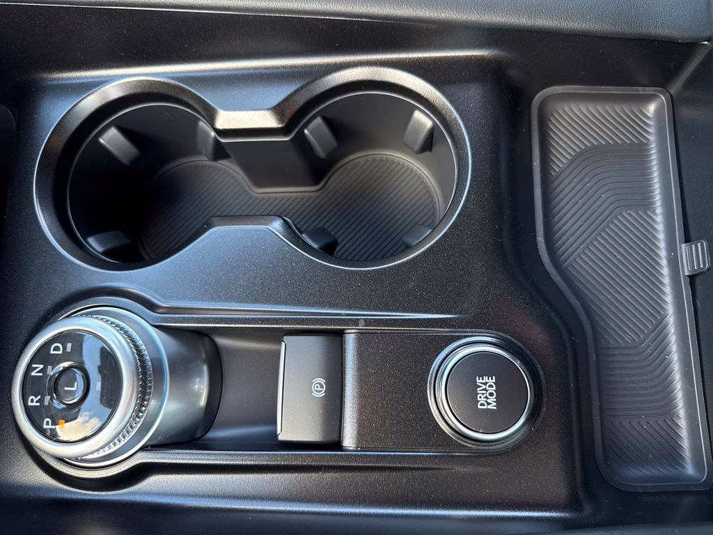 2026 Rapid Red Metallic Tinted Clearcoat Ford Explorer ST-Line RWD SUV