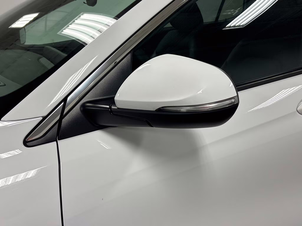 2025 Summit White Buick Envista Preferred FWD SUV