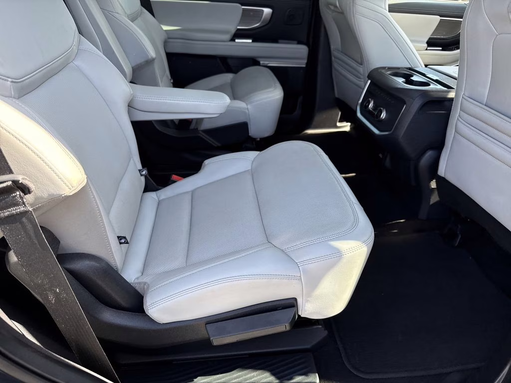 2025 Stone Blue Metallic Ford Expedition Platinum 4X4 SUV