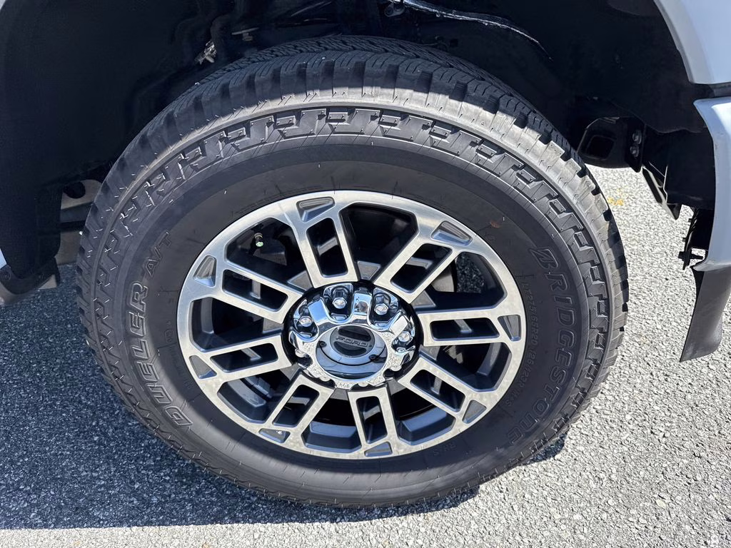 2024 Glacier Gray Metallic Tri-Coat Ford Super Duty F-250 SRW Limited 4X4 Truck