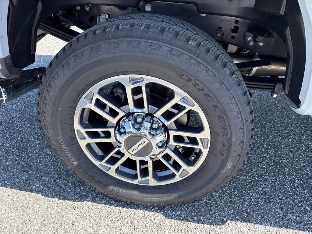 2024 Glacier Gray Metallic Tri-Coat Ford Super Duty F-250 SRW Limited 4X4 Truck