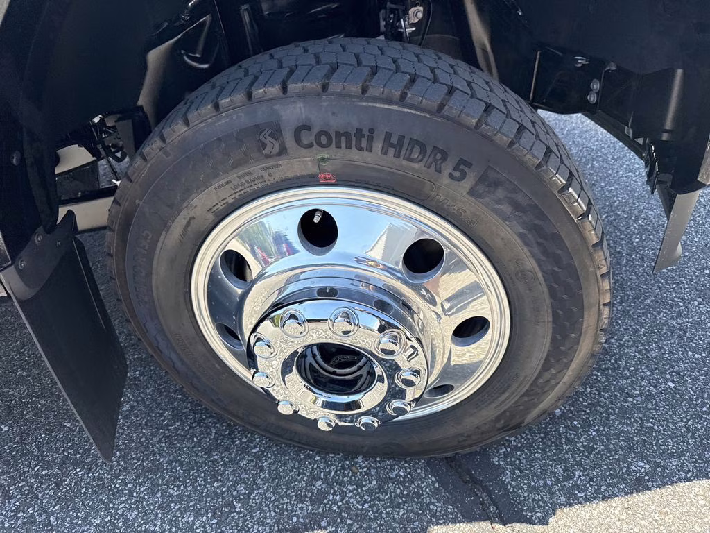 2026 Agate Black Metallic Ford Super Duty F-450 DRW Platinum 4X4 Truck