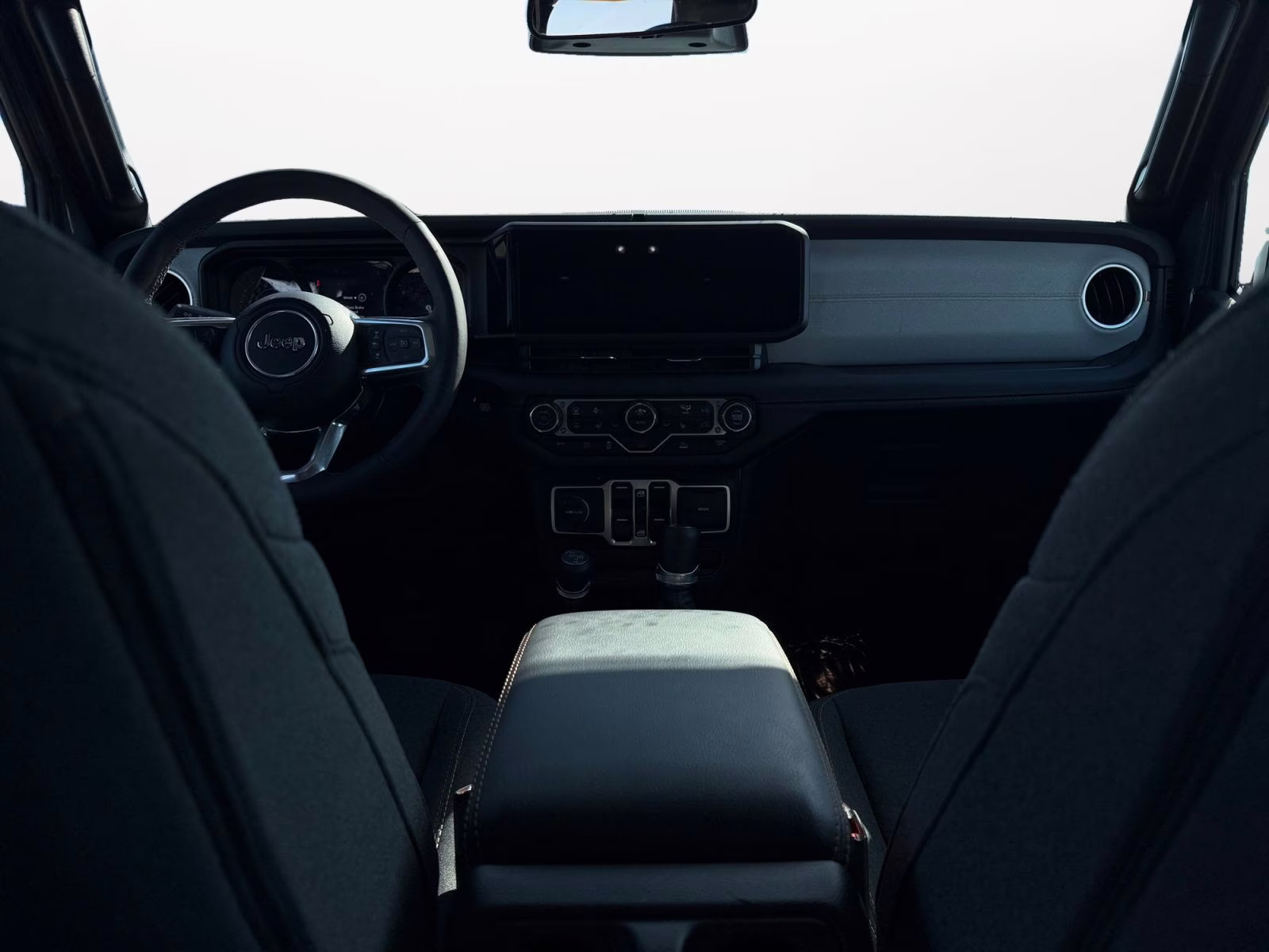 2025 Anvil Clear Coat Jeep Wrangler Sahara 4xe 4X4 SUV