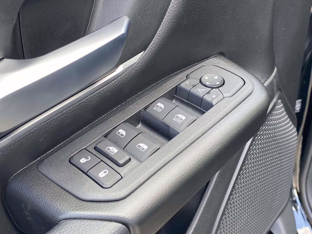 2026 Diamond Black Crystal Pearlcoat Ram 1500 Big Horn/Lone Star 4X4 Truck