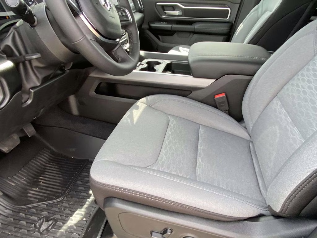 2026 Granite Crystal Metallic Clearcoat Ram 1500 Big Horn/Lone Star 4X4 Truck