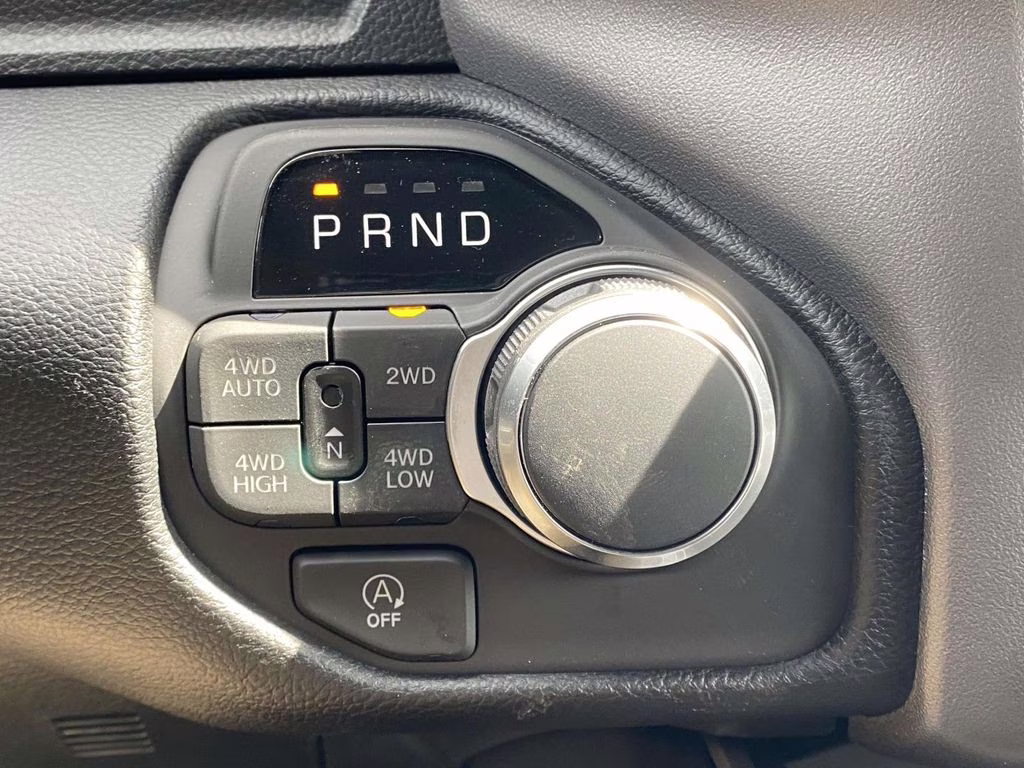 2026 Granite Crystal Metallic Clearcoat Ram 1500 Big Horn/Lone Star 4X4 Truck