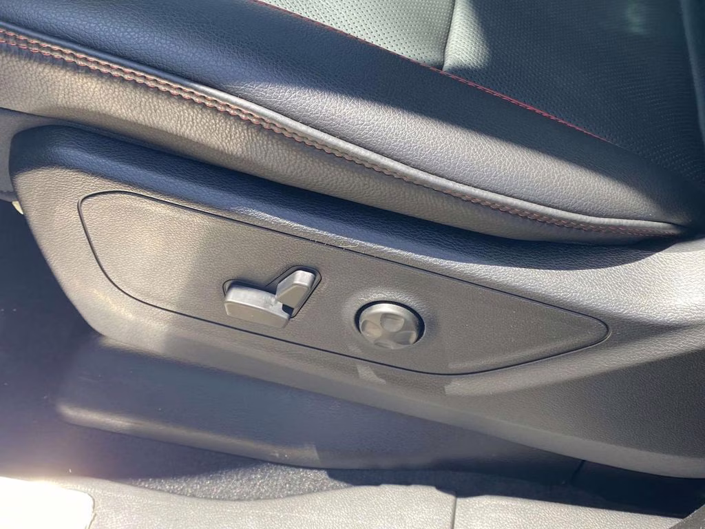 2026 Diamond Black Crystal Pearlcoat Ram 1500 RHO 4X4 Truck